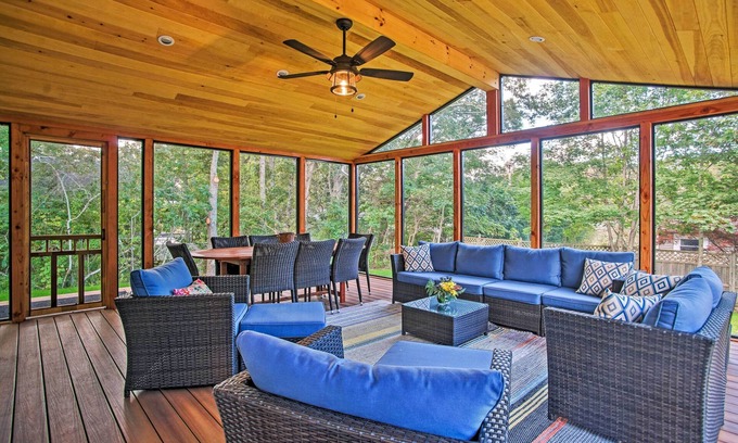Vineyard Haven House | Family-Friendly Tisbury Escape - Walk to Town