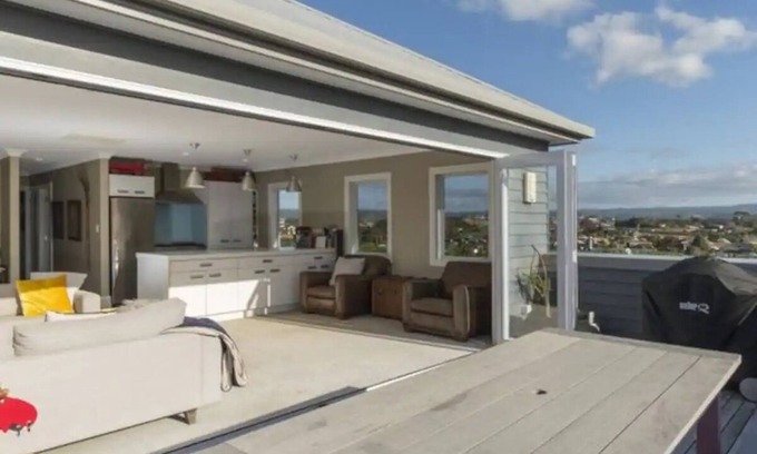 Omokoroa House | Family Home Omokoroa paradise