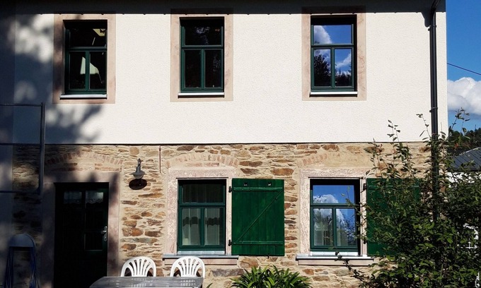 Baerenstein Apartment | Family idyll in the Ore Mountains