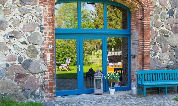 Muritz Apartment | Family meeting in the Feldsteinscheune