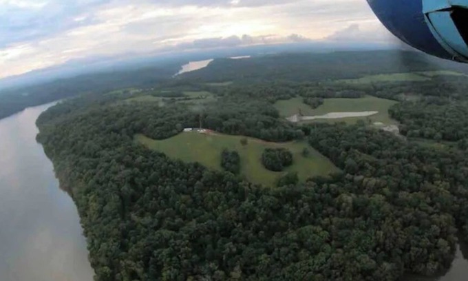 Chickamauga Lake House | Family Style Tiny Home with Fantastic River Views