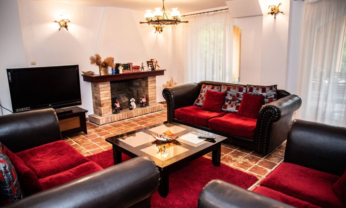 Neptun Villa | Family style villa, close to the beach with private pool