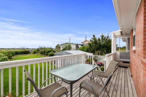 Ruakaka House | Family Tides - Ruakaka Holiday Home