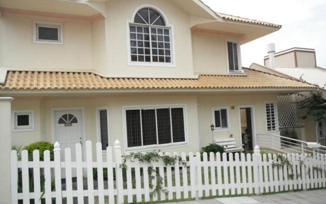 Itaguacu House | FamilyHome