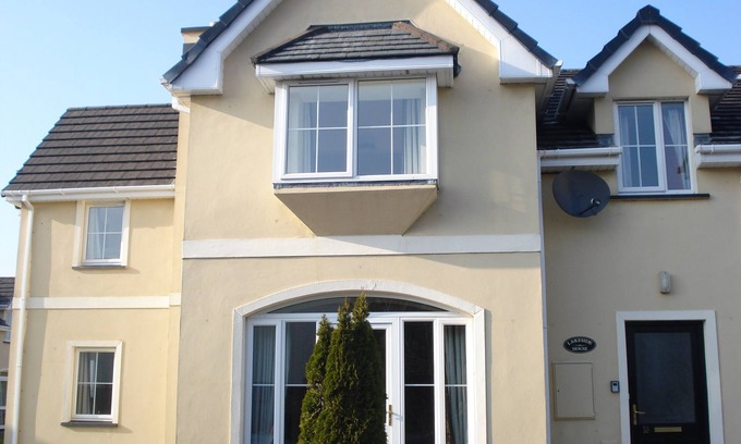 Killarney House | Fantastic Location on the N71 Muckross Road, adjacent to the Lakes of Killarney