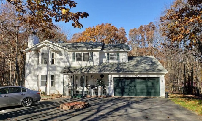 Long Pond House | Fantastic Poconos home w/Fireplace + More!