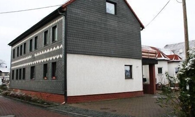 Dachwig Apartment | Fantastically sleep just outside Erfurt