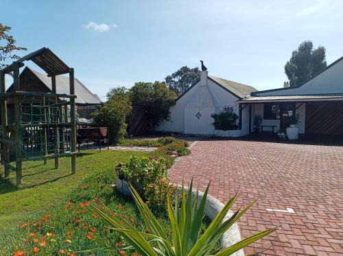 Velddrif House | Faodail Guest House