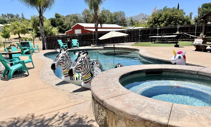 Ramona Other | Farm Stay Experience. 6 BDR - Barn Game Room, HotTub, Chickens, Farm Stand, Pool