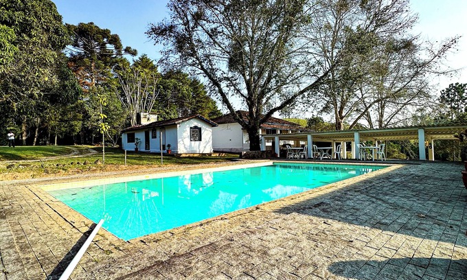 Biritiba-Mirim Other | Farm with easy access - Swimming pool and barbecue