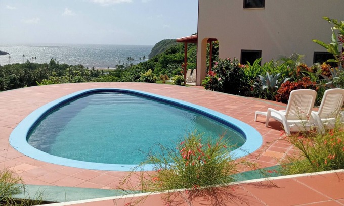 Fond Bay Apartment | FBSH Apartment in Exotic Oceanfront Gardens