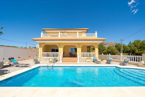 Busot Villa | Felderhof Villa 4 bed Private Pool