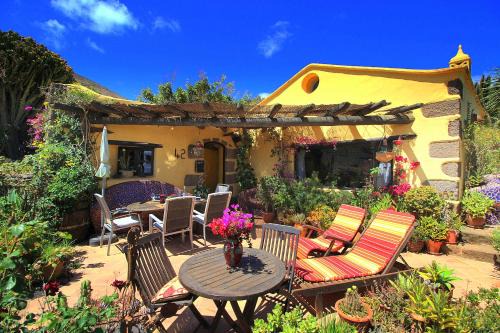 La Asomada House | FELIZ - Sauna, beheizter Pool, Sonnenbett, Spielplatz, 2x2 m Bett