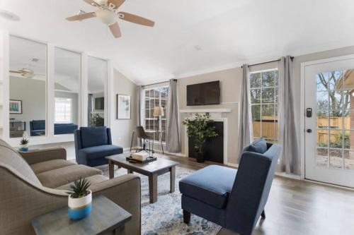 Gunter Afs House | Fenced Yard Near Shops & Dining- Capital City Gem