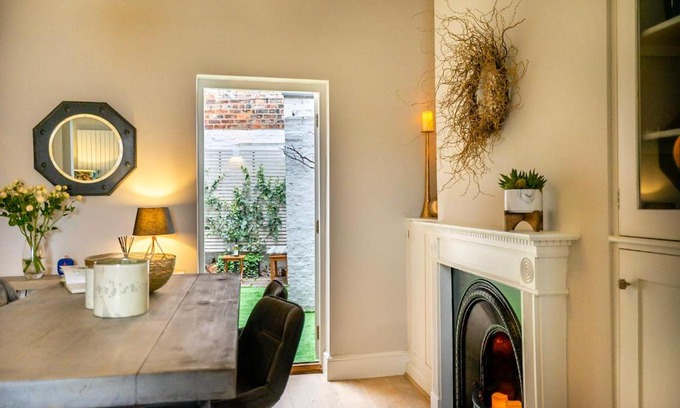 York House | Feria Place