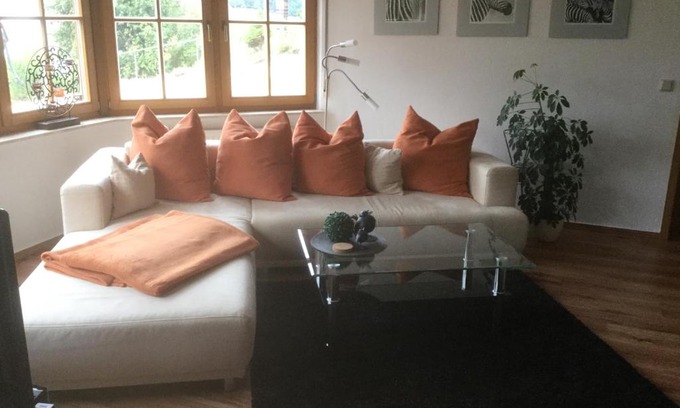 Bastheim Apartment | Ferien Wohnung Sonnenschein