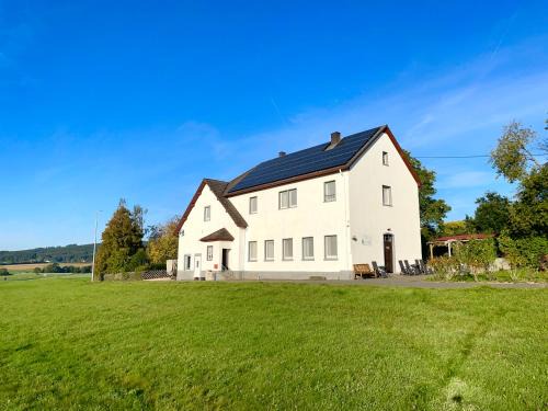Neichen House | Ferienhaus Backesgarten für 22 Personen