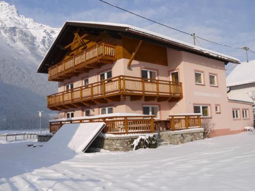 Huben Apartment | Ferienhaus Gurschi