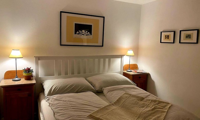 Kirchschlag Apartment | Ferienhaus mit Garten für 4 Personen
