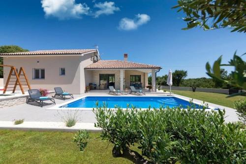 Belavici House | Ferienhaus mit Privatpool für 6 Personen ca 110 qm in Belavici, Istrien Bucht von Raša