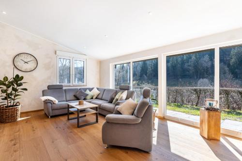 Latrop House | Ferienhaus Wiese