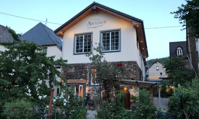 Ernst House | Ferienweingut Niessner