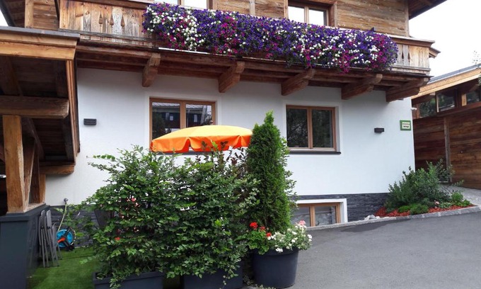Sankt Johann in Tirol Apartment | Ferienwohnung Fichtler