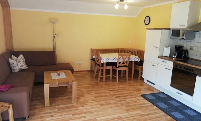 Weingarts Apartment | Ferienwohnung 2 - Ferienwohnungen Schüpferlingshof