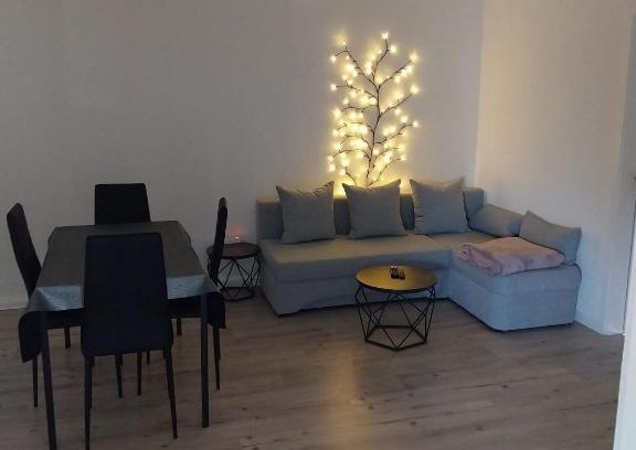 Sulzbach Apartment | Ferienwohnung 3, Nahe Augenklinik, Zentrum und Saarbrücken, 66280 Sulzbach