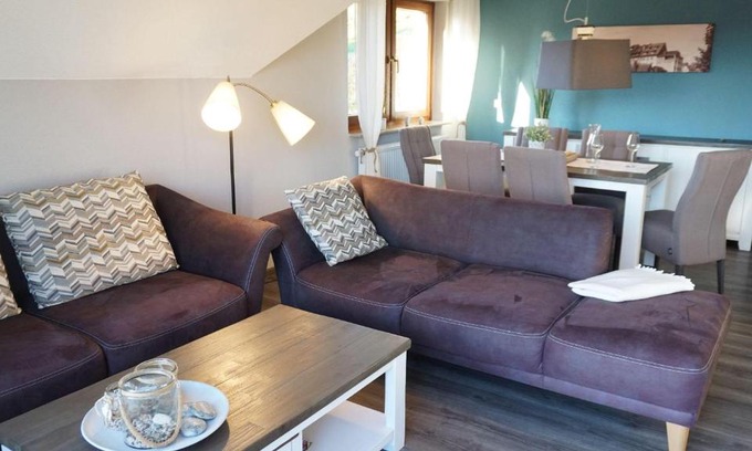 Meersburg Apartment | Ferienwohnung Am Roten Turm
