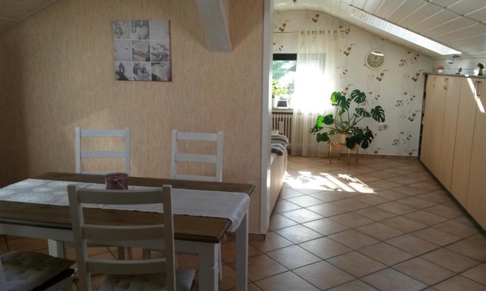 Windeck Apartment | Ferienwohnung am Zeitenweg