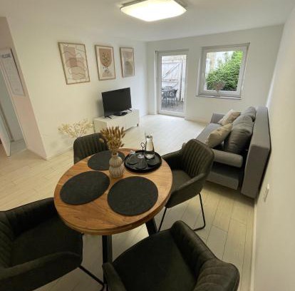 Kohlscheid Apartment | Ferienwohnung Amstelbach - Nähe CHIO Aachen