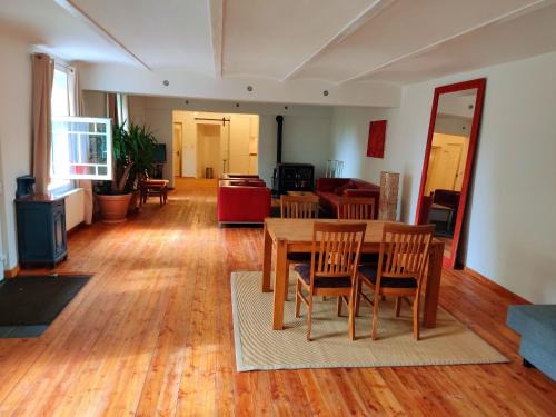 Asparn an der Zaya Apartment | Ferienwohnung Asparn
