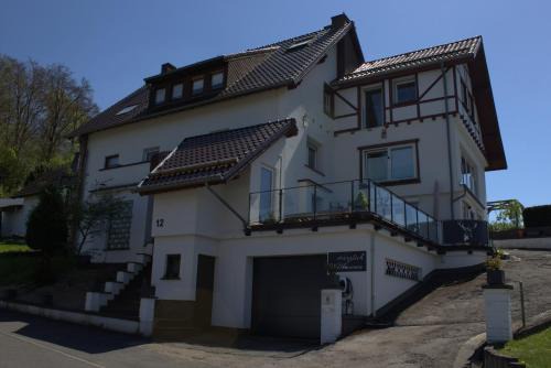 Pelm Apartment | Ferienwohnung Eifelglück