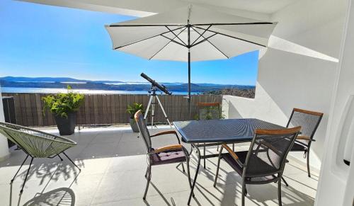 Meterize Apartment | Ferienwohnung für 3 Personen und 1 Kind in Sibenik, Dalmatien