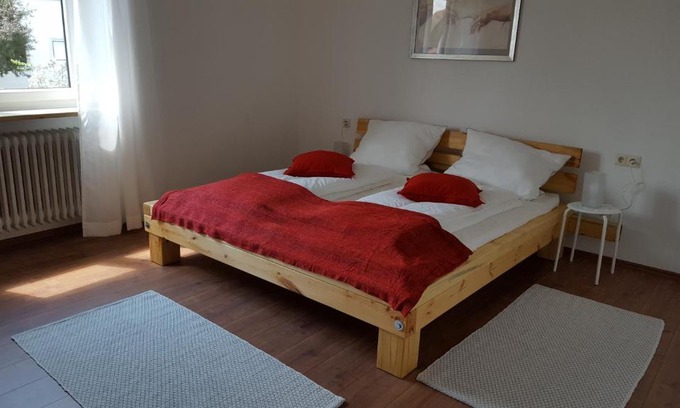 Hilpoltstein Apartment | Ferienwohnung & Gästezimmer Rixner