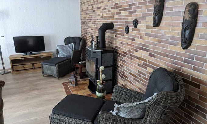 Neuenkirchen Apartment | Ferienwohnung Gartenblick auf Rügen, Ruhige Lage am Boddenhaustierfreundlich