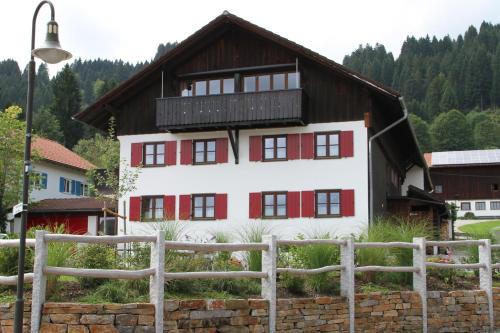 Rofleuten Apartment | Ferienwohnung Heuser