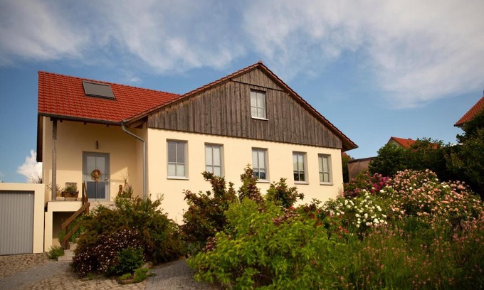 Wiesenbronn Apartment | Ferienwohnung Im Schiller