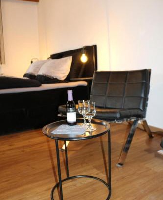 Nendingen Apartment | Ferienwohnung Kirche