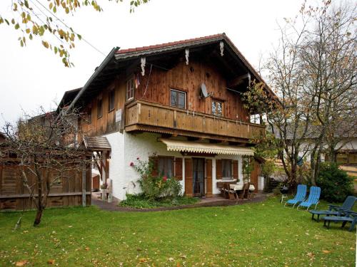 Steingaden Apartment | Ferienwohnung mit Pool in Steingaden