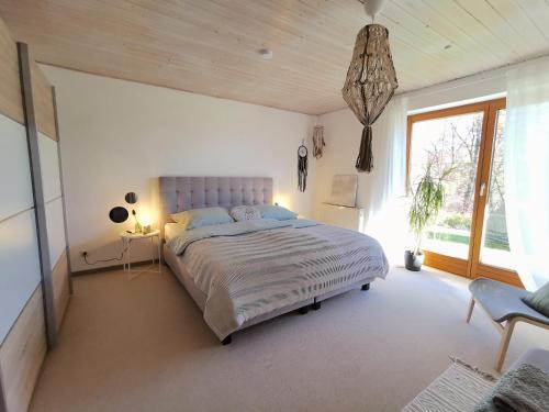 Windberg Apartment | Ferienwohnung Schäfer mit direktem Zugang zum Garten