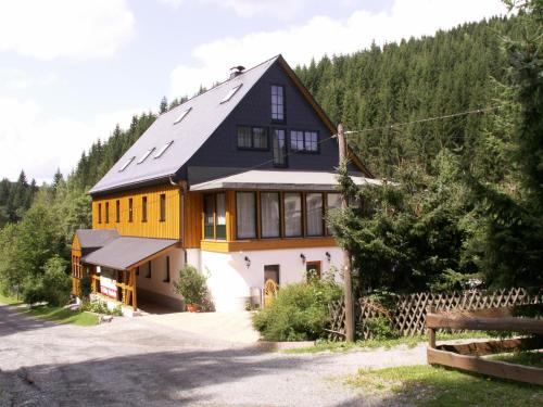 Breitenbrunn/Erzgeb. Apartment | Ferienwohnung Sternkopf