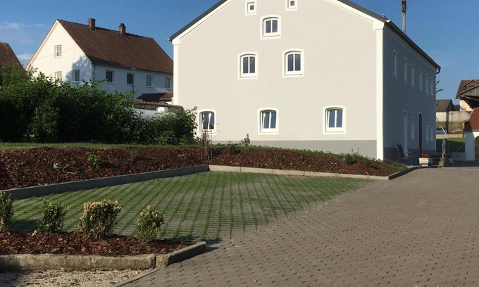 Riedenburg Apartment | Ferienwohnung zum Dorfwirt