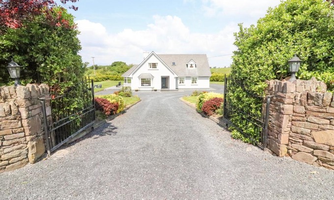 Kilgobnet House | Fern View House