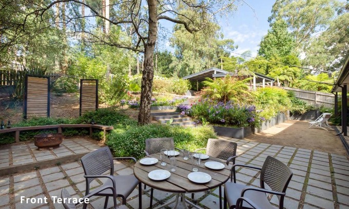 Cockatoo House | Fernbrook - Luxurious country retreat
