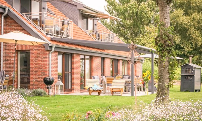 Schwanewede Apartment | FEWO Morgenröte - Weserblick -Harriersand