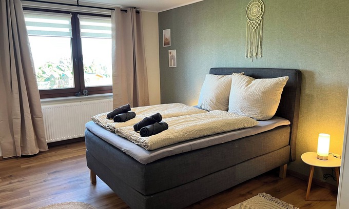 Bernshausen Apartment | Fewo Rhönland-erlebnis für Familien - Auch für Wanderreiter - 102 qm