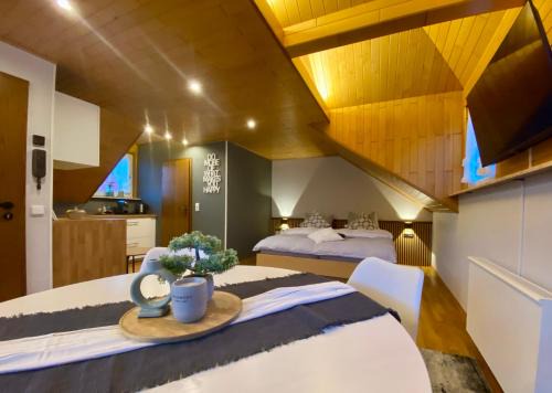 Schweich Apartment | Fewo-zum-Nussbaum - Mosel 2