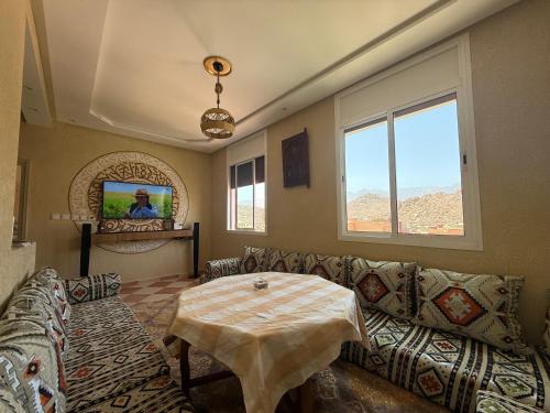 Tafraout Apartment | Fibule d'or